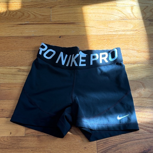 Nike Pro Black Training Shorts - Picture 1 of 2